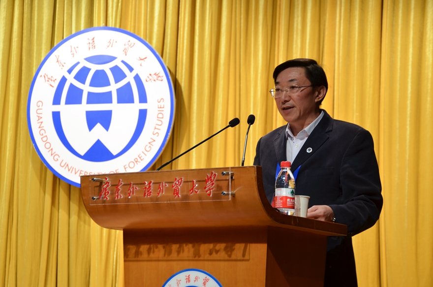 李云明作教代会和工会工作报告